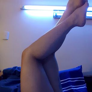 Model - Annie P. joi