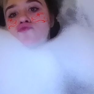 Model - Alinka_Malinka striptease