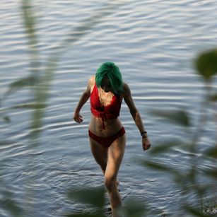 Model - Astravert tits