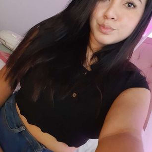 Model - Abil Rose bigtits