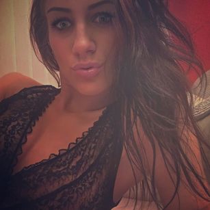 Model - SofiaBb sexy