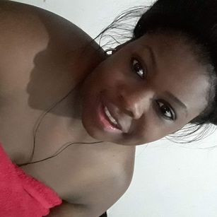 Model - keidy bruchetty natural