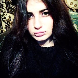 Model - MilashkaYas striptease