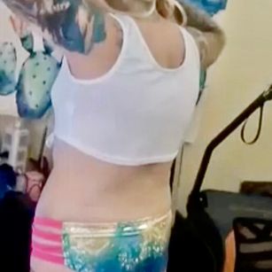 Model - FreakyFunFeline young