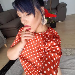 Model - HOOT_ANDREEAXXX squirt