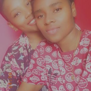 Model - Kristen And Stella dildo