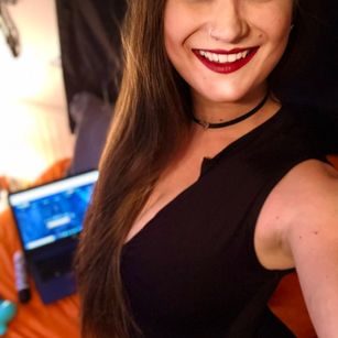 Model - gisellefatale piercings