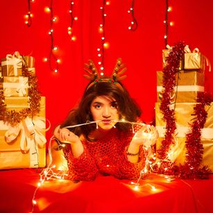 Model - Skyla Core toys