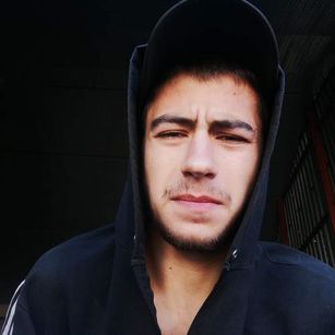 Model - CharlesSRedhot dirtytalk