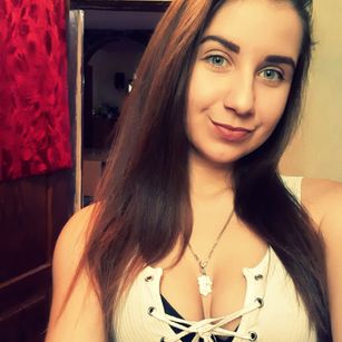 Model - Sweet Girl legs