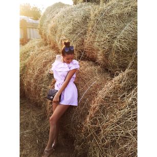 Model - Sweet Girl girl