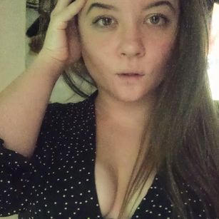 Model - Vikitty fetish