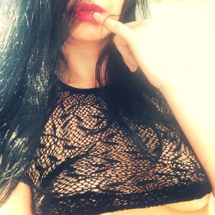 Model - AlisaiKot Hot