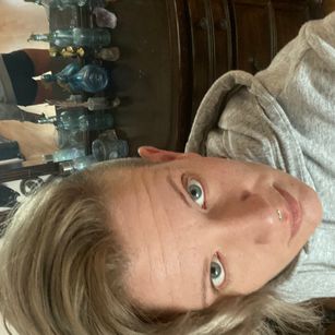 Model - Bando s babe Blonde