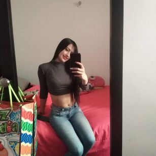 Model - SharonDeyn SALIBA