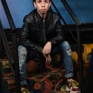 Model - Cardell_Clark cum