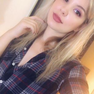 Model - L rose smart