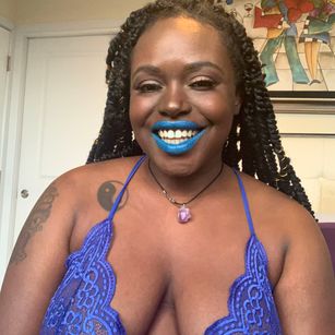 Model - Machelle Monroe aka Empress Machelle humiliation