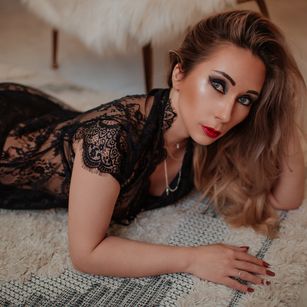 Model - Milana femdom