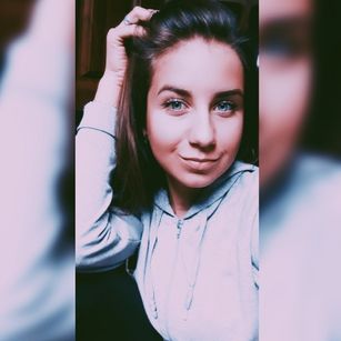 Model - Sweet Girl tits