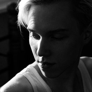 Model - Mark Walsen dildo