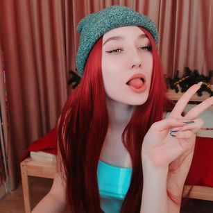 Model - MissLilyy young