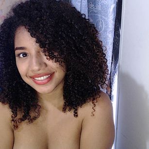 Model - ava_garcia ebano