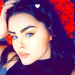 Model - MelisaOwen teen