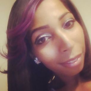 Model - Lusciouslayla legs