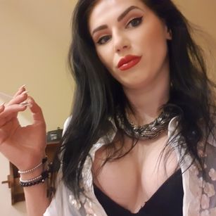 Model - Glamy Anya sph