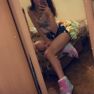 Model - Khuramshina Ziliya cam2cam