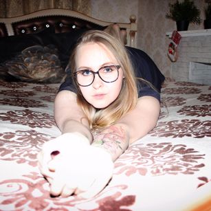 Model - OliviaTate tits