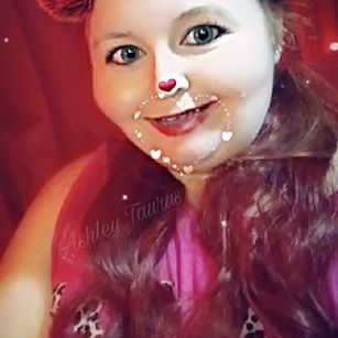 Model - Ashley Taurus redhead