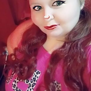 Model - Ashley Taurus milf