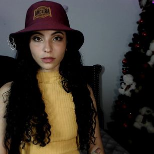 Model - CleoArt feets