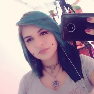 Model - hinatamod21 girlfriend