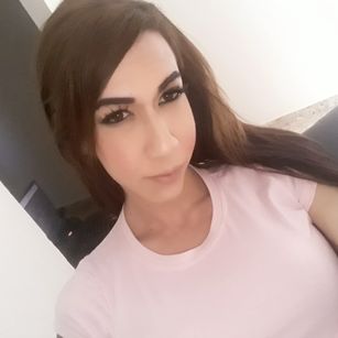 Model - Maria jose pennis