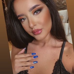 Model - Evie Rose interactivetoys