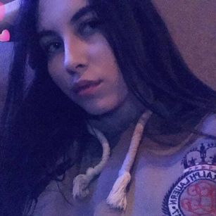 Model - Libertin girl brunette