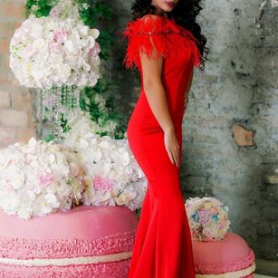 Model - AnnaKarev lips