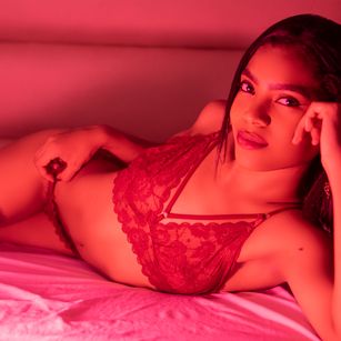 Model - MariaRossellini squirt