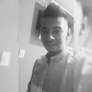 Model - Christopher Bass active