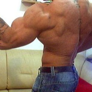 Model - Andro Akumal biceps