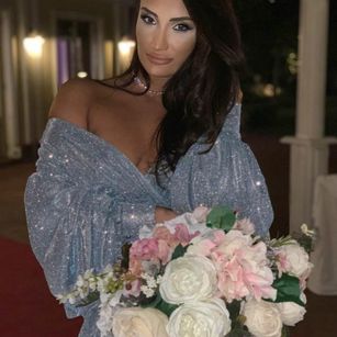 Model - AnnaKarev feet