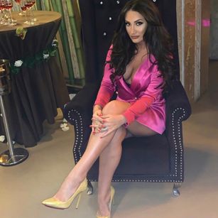 Model - AnnaKarev femdom