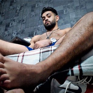 Model - dannybadboyme13 feet