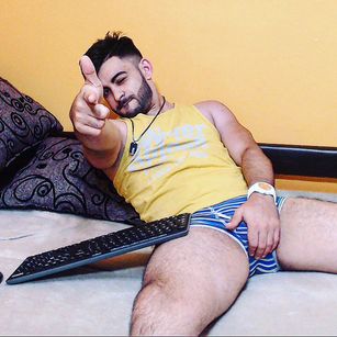 Model - dannybadboyme13 romanian