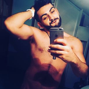 Model - dannybadboyme13 romanian