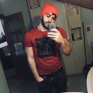 Model - dannybadboyme13 romanian