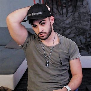 Model - dannybadboyme13 feet